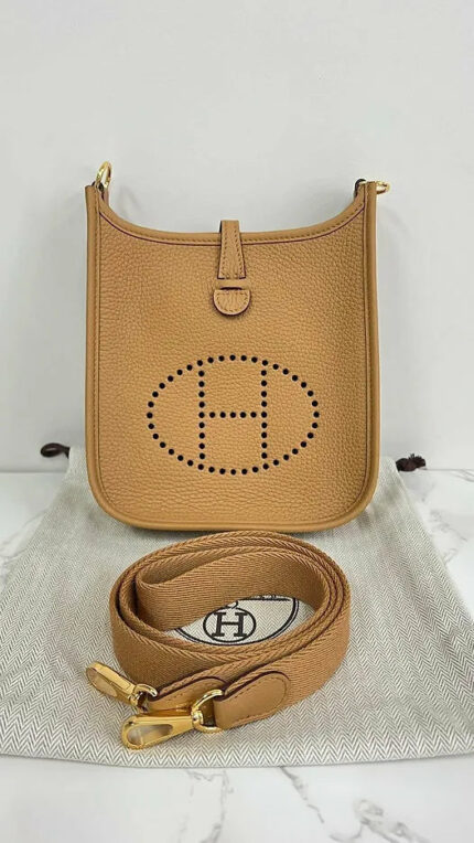 Hermes Evelyne 16 bag Biscuit GHW