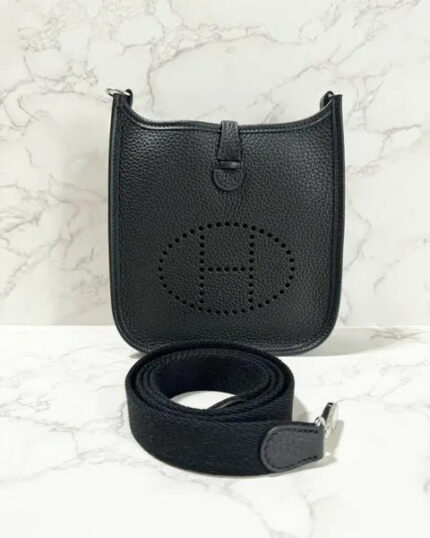 ❤️Hermes Mini Evelyne 16 TC Noir PHW B Stamp