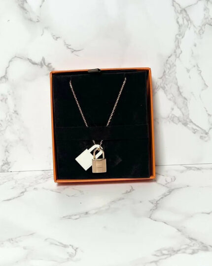 Hermes O Kelly pendant Necklace Nata RGHW
