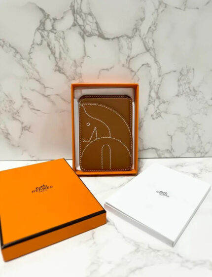Hermes Cheval MagSafe Card Holder