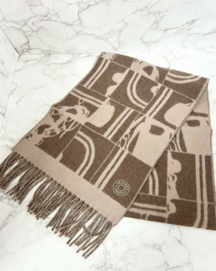 Hermes Brides de Gala en Desordre muffler