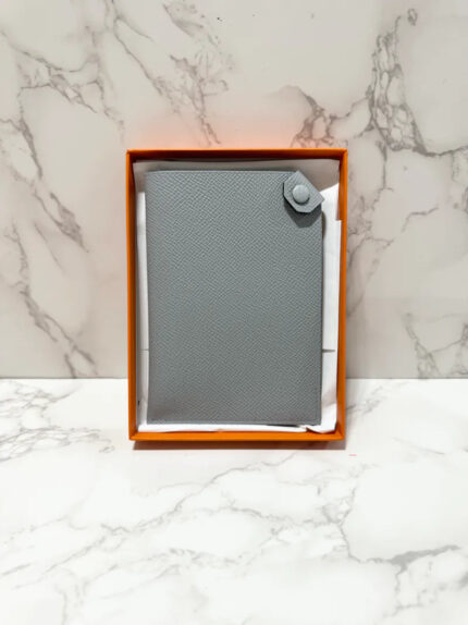 Hermes Porte-Passeport Tarmac Epsom Bleu Glacier Passport Holder
