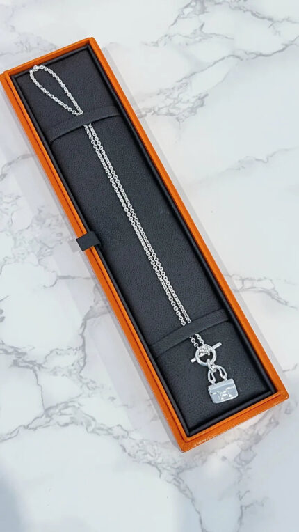 ❤️Hermes 925 Amulettes Constance pendant