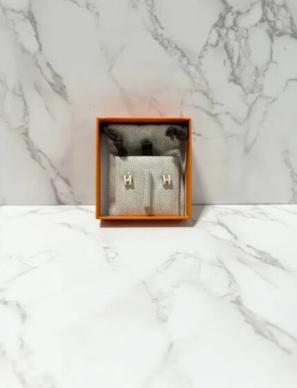 Hermes Mini Pop H Earrings Blanc GHW