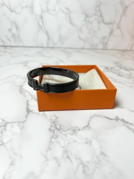 ❤️Clic HH So Black bracelet T6