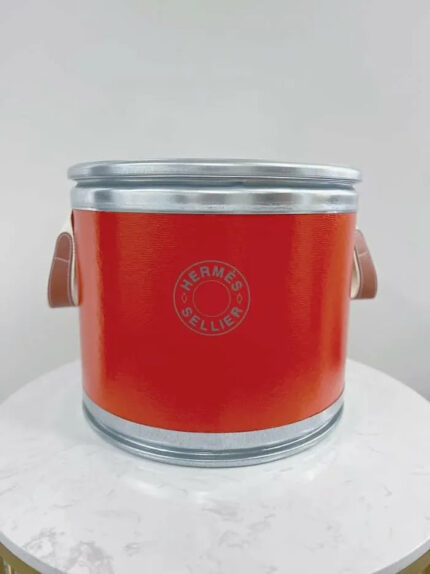 ❤️Hermes Orange Saddle box - Small Model