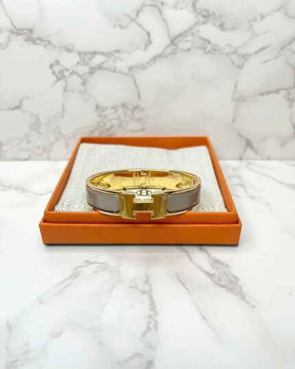 Hermes Clic H Bracelet Marron Glace GHW  Pm Size